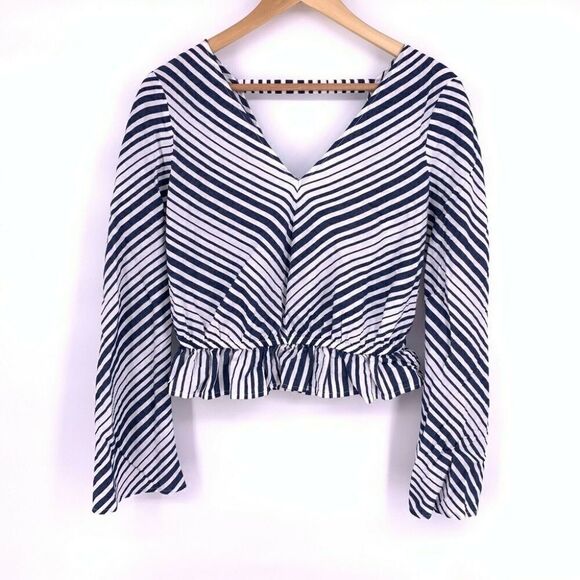 Express XS Deep V Neck Ruffle Hem Cropped Blouse - Picture 1 of 7